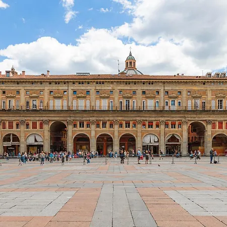 Immobo Arcadian - Piazza Maggiore View Apartman