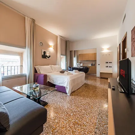 Immobo Arcadian - Piazza Maggiore View Apartman Bologna